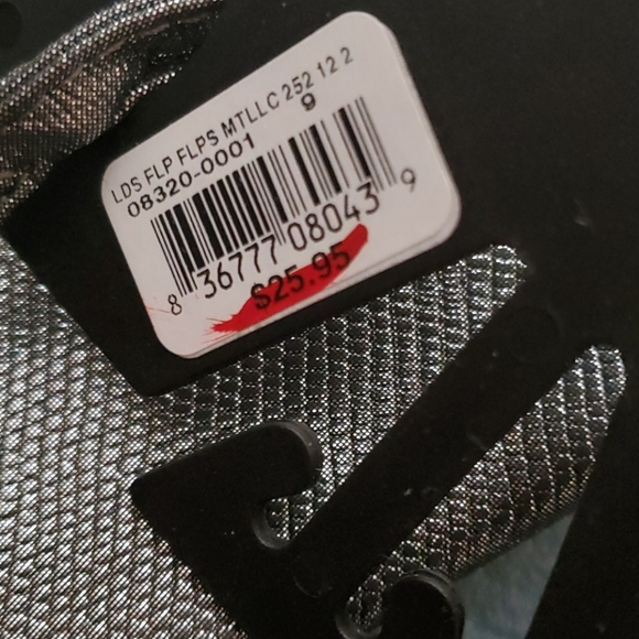 SLIPPERS - Picture 5 of 5